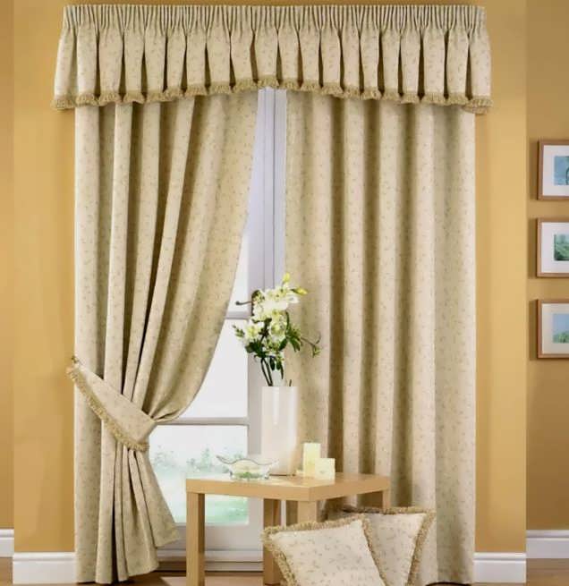 Фото красивых ламбрекенов для зала