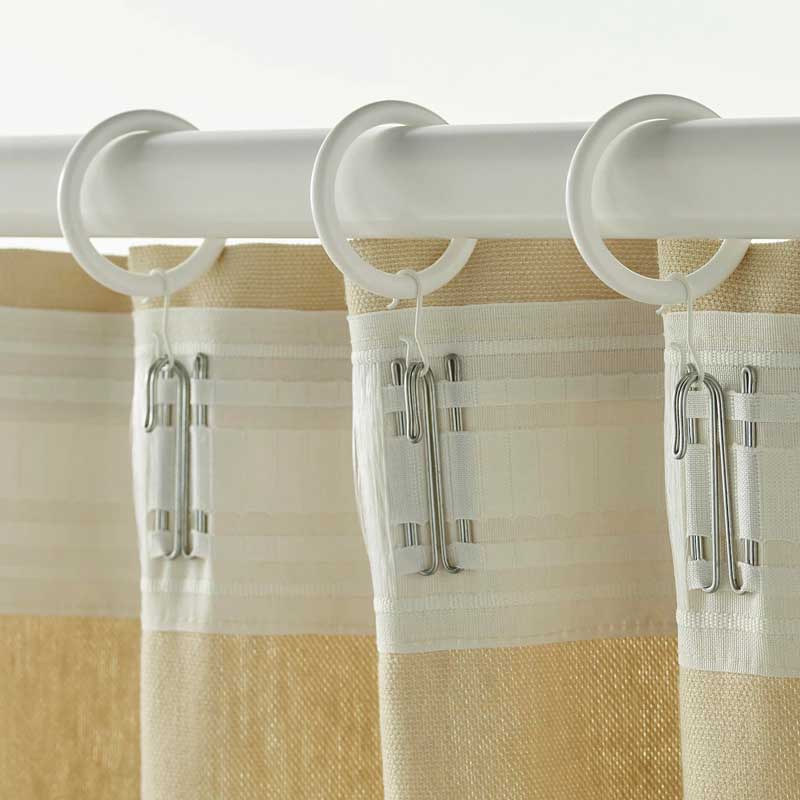 Зажимы для штор на крючках
