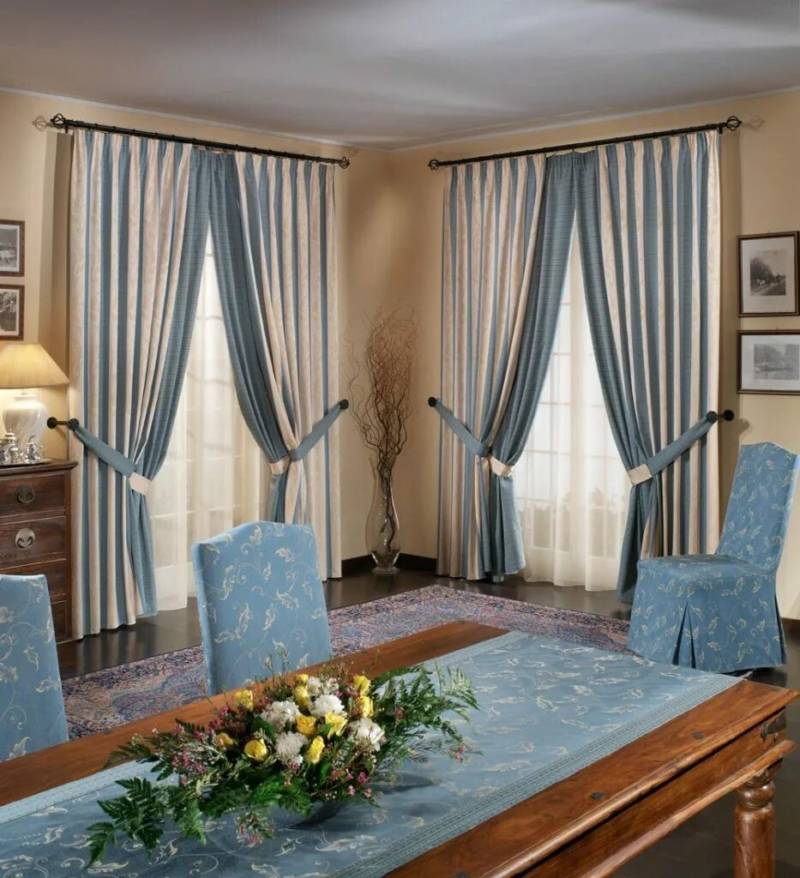 Оформление окна в гостиной: современные дизайнерские идеи