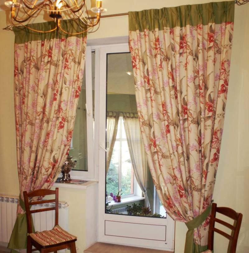 Занавески на кухню - новинка современных коротких и длинных модных кухонных занавесок