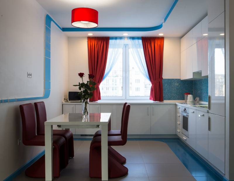 Короткие шторы на окна: дизайн занавесок до подоконника для гостиной, зала