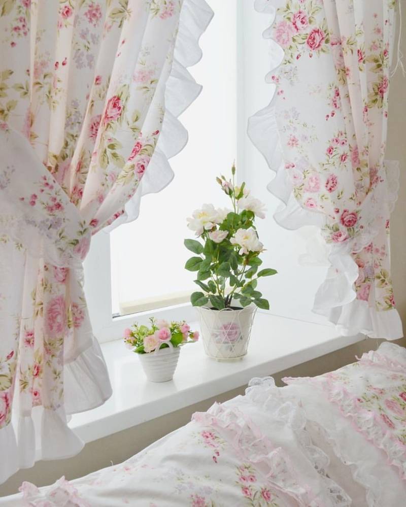 Новинки штор для кухни 2023 года - фото стильных современных штор, модный актуальный дизайн штор для кухни в текущем году