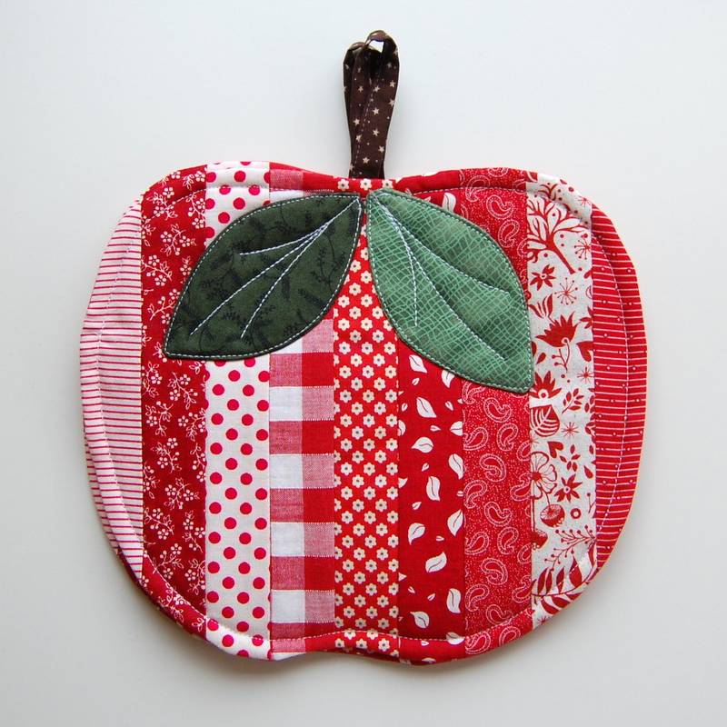 Прихватки своими руками - схемы и мастер-классы по выкройке прихваток для кухник