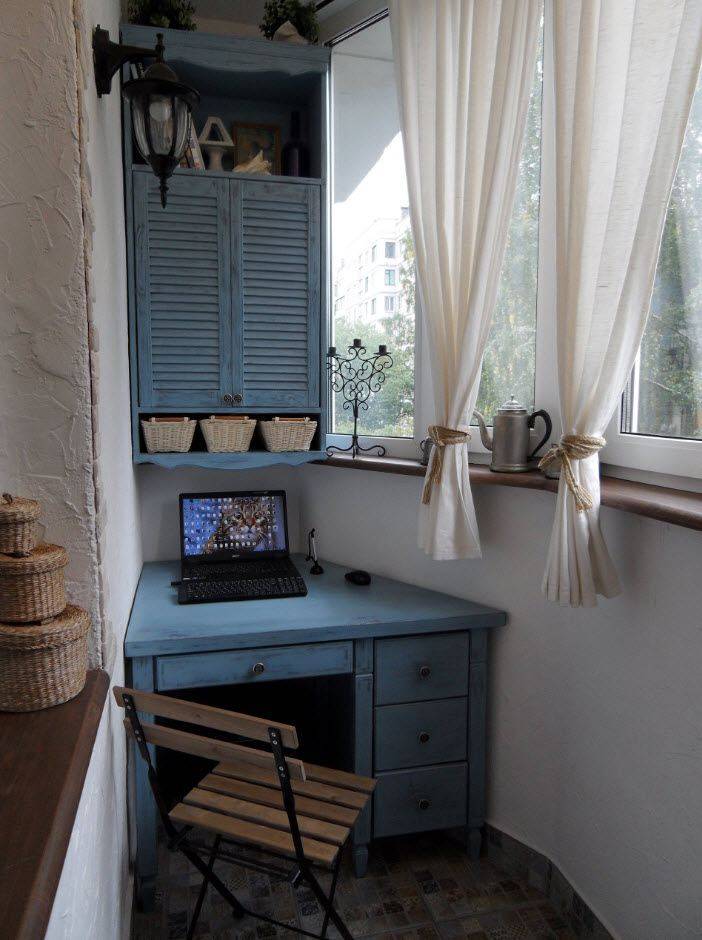 Шторы на балкон - современные варианты на раздвижные окна, выбор тюля, гардин, жалюзи, римских и рулонных штор