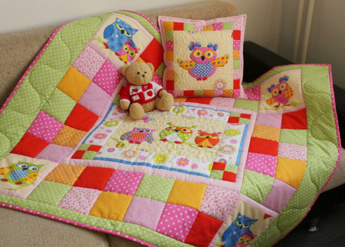 Как сшить одеяло для ребенка в стиле пэчворк своими руками: выбор декора, схемы для начинающих, пошаговая инструкция