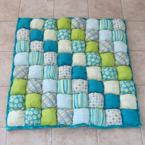 Как сшить одеяло для ребенка в стиле пэчворк своими руками: выбор декора, схемы для начинающих, пошаговая инструкция