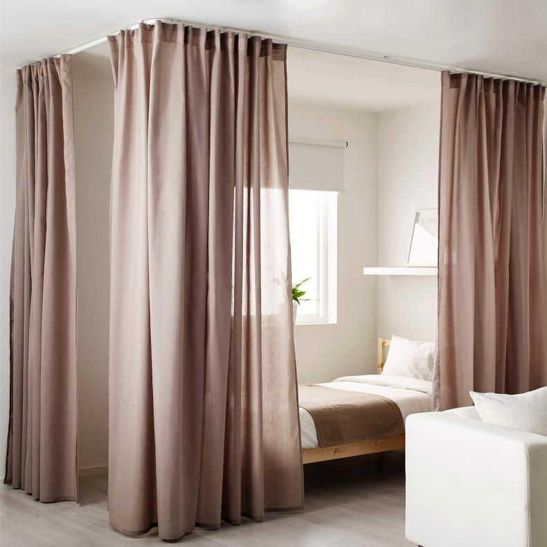 Как повесить шторы красиво и правильно: в гостиной, спальне и зале