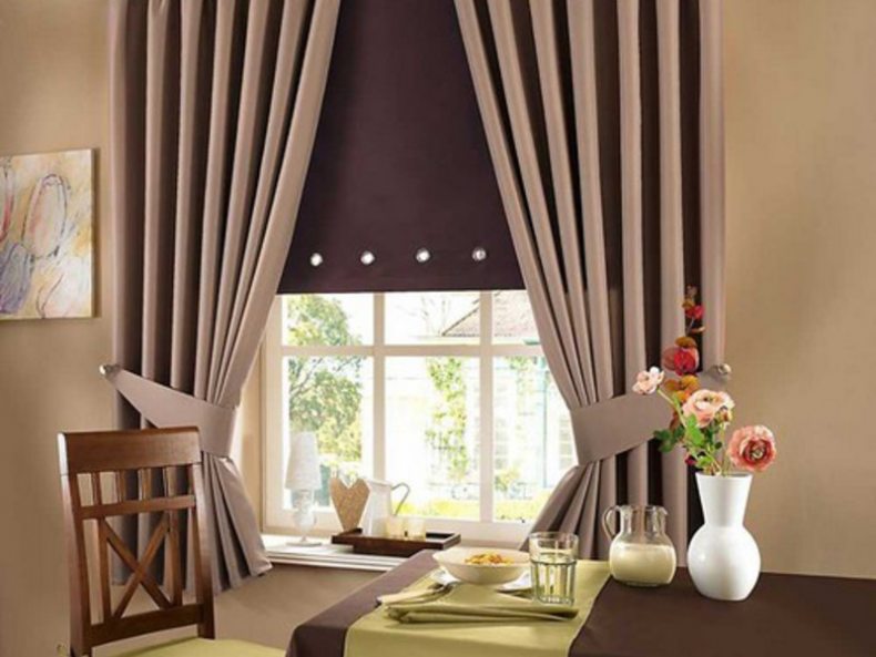 Новинки штор для кухни 2023 года - фото стильных современных штор, модный актуальный дизайн штор для кухни в текущем году