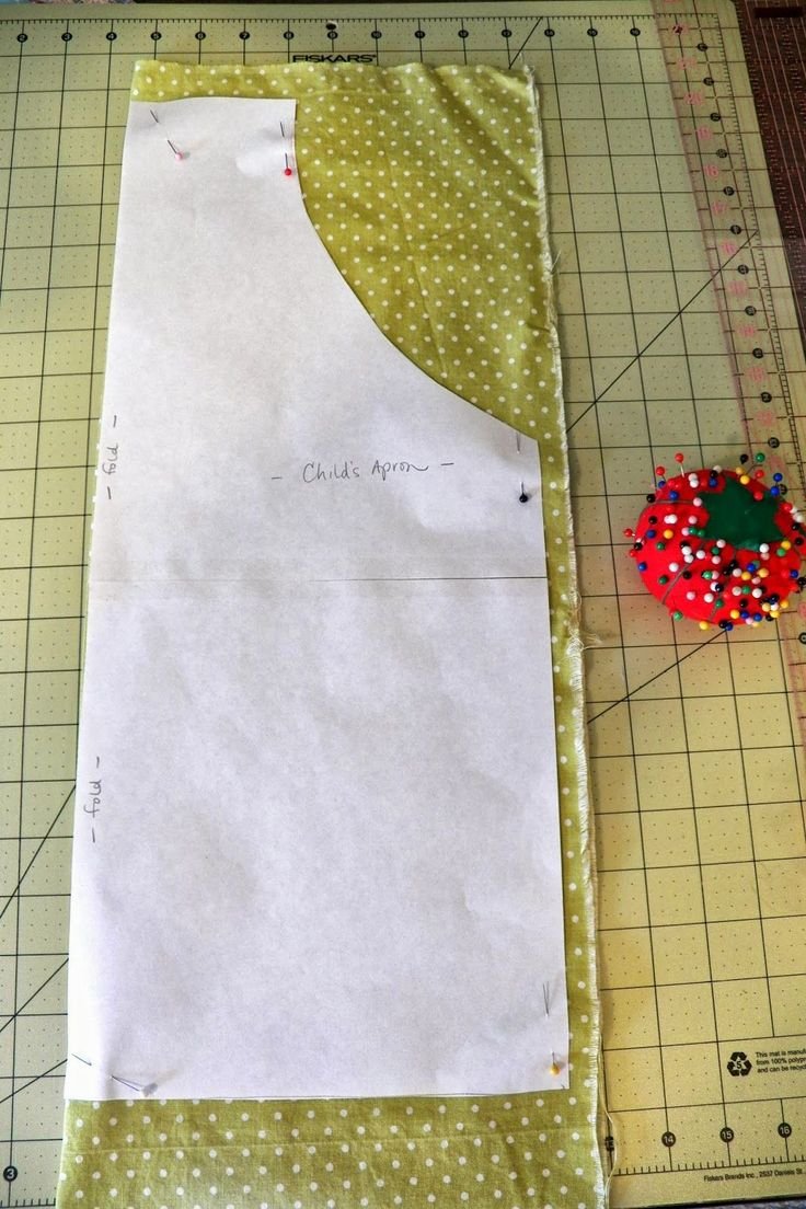 Выкройка красивого фартука для кухни для кухни своими руками