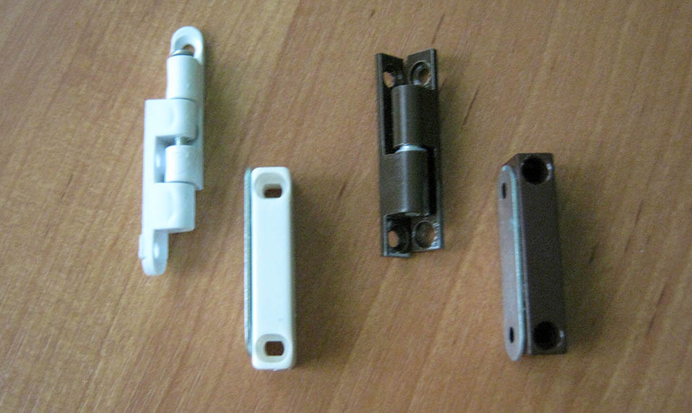 Петли для москитной сетки