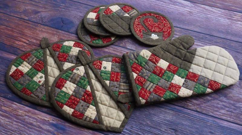 Прихватки своими руками: пошаговый мастер-класс по выкройке прихваток для кухни из ткани