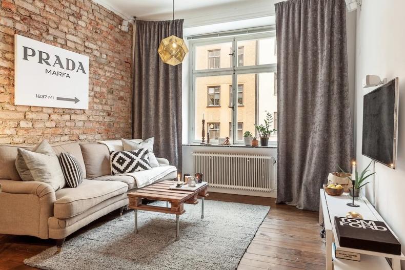 Шторы в лофт интерьере: правила выбора цвета