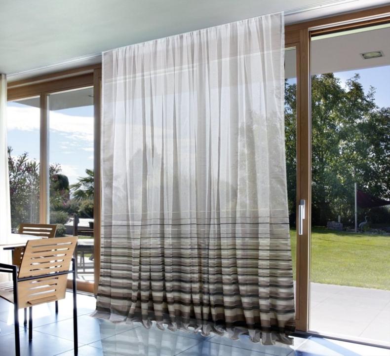 Тюль в гостиную: новинки красивого дизайна для зала