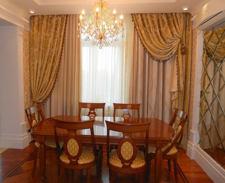 Комбинированные шторы из 2х цветов для гостиной, спальни и зала с переходом, из двух полотен