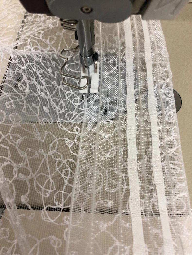 Как правильно пришить широкую и узкую шторную ленту к тюлю, шторам, портьере: пошаговая инструкция, советы, фото, видео