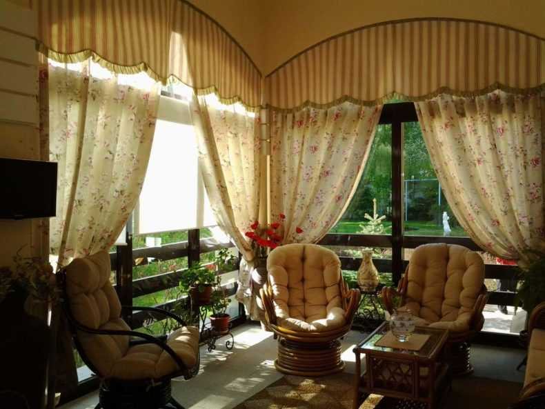 Шторы на дачу в деревянный дом на маленькие окна: оформление занавесками