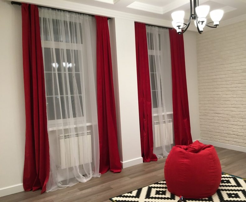 Шторы из органзы на кухню или в гостиную, модели занавесок