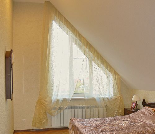 Шторы трапеция на окно и треугольные рамы - как выбрать и закрепить их