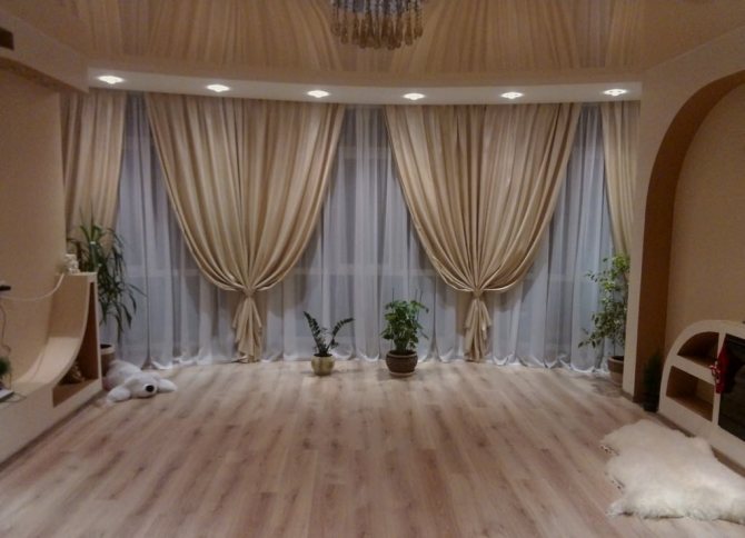 Достоинства и недостатки гибкого карниза