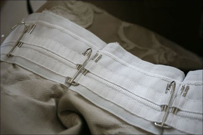 как правильно повесить шторы