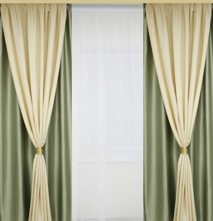 Молочные шторы - фото примеров использования в оформлении дизайна интерьера