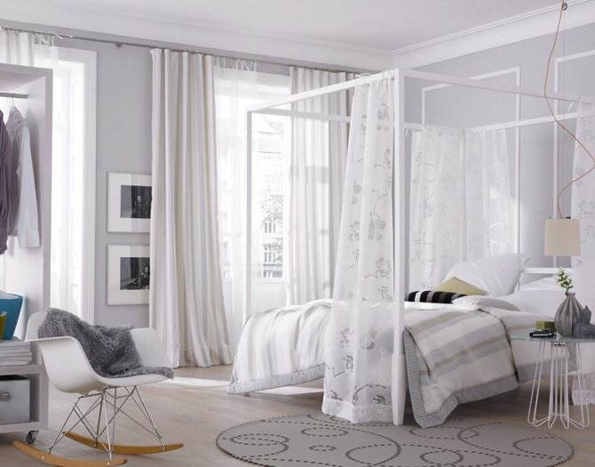 плотные шторы в спальне