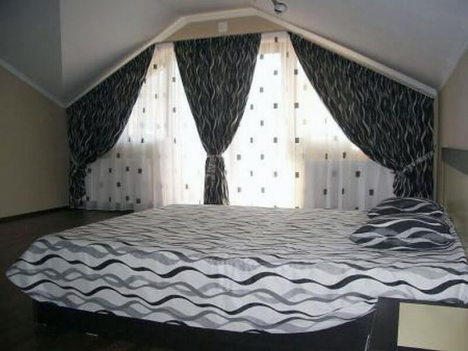 Гардины на скошенные окна своими руками