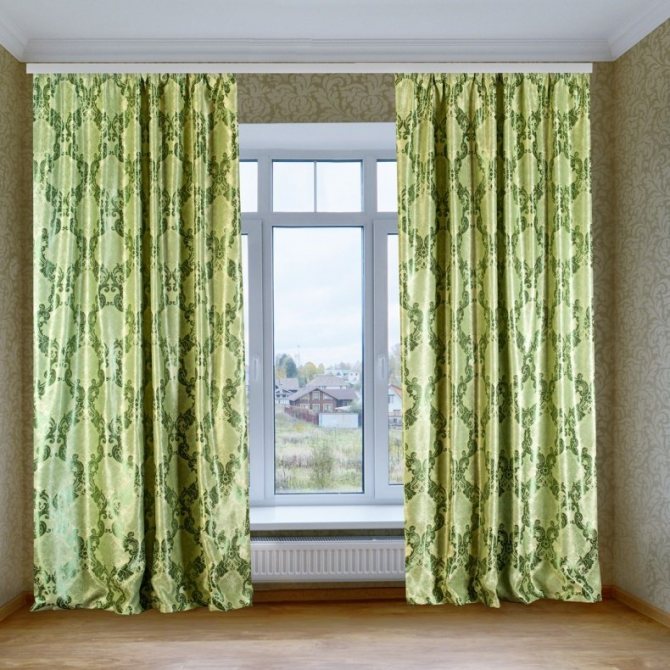 Зеленые шторы в интерьере: фото дизайнов гостиных, спален и кухонь