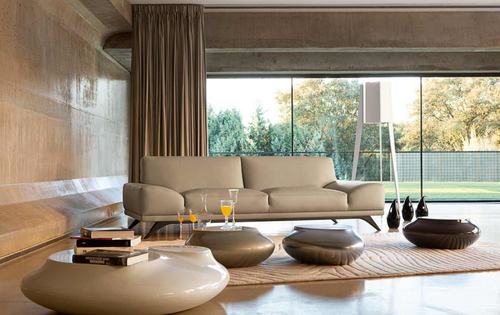 Стильный бежевый интерьер