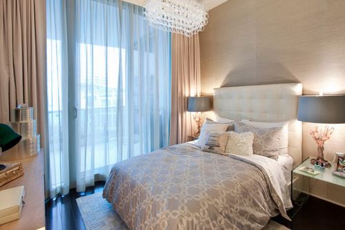 Шторы к бежевым обоям: какие подобрать по цвету