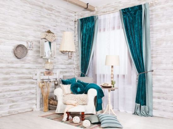 Красивое сочетание двух видов штор