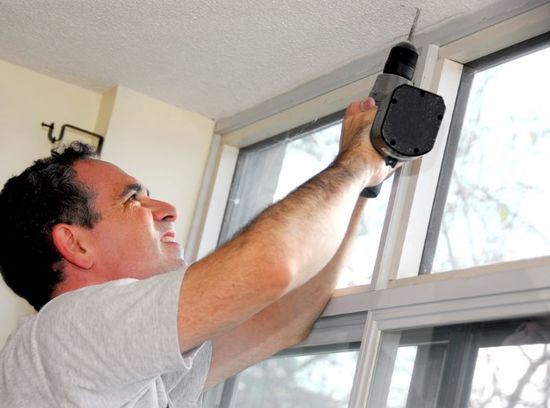 Сверление отверстия для крепежных элементов