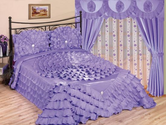 Комплект из штор и покрывала