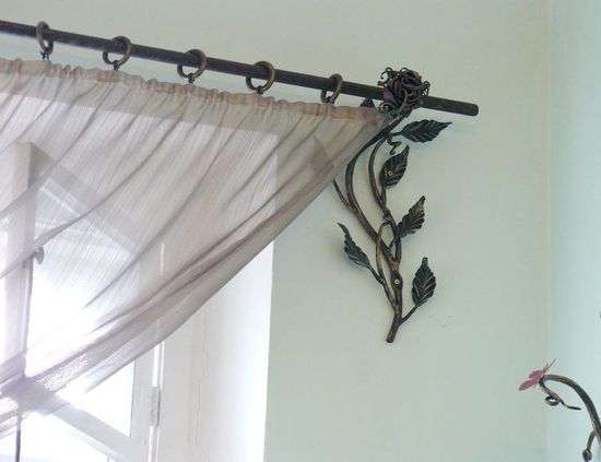 kovanye-karnizy-dlya-shtor_7
