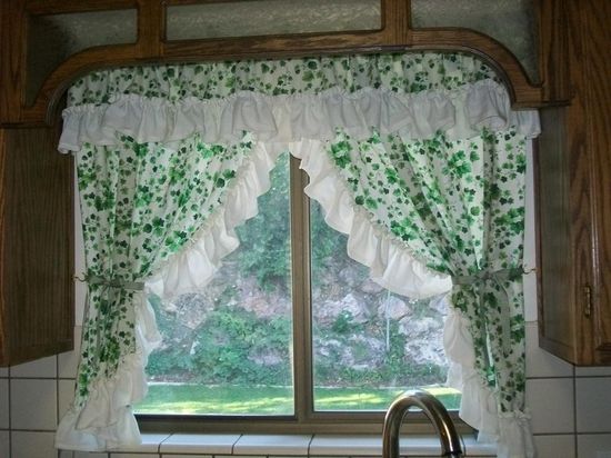 krasivye-shtory-na-kuhnyu_9