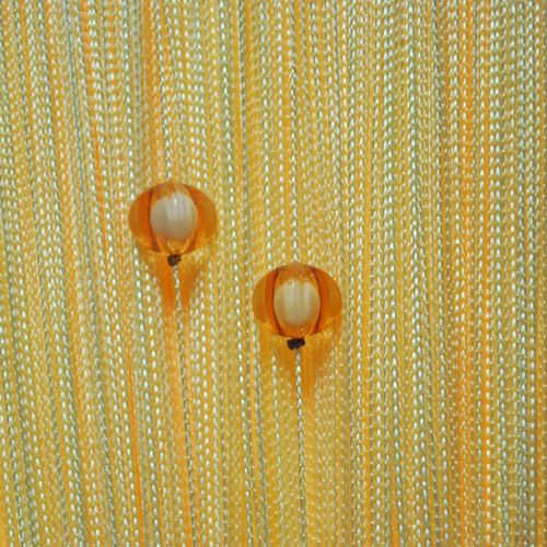 Стеклярус на нитях