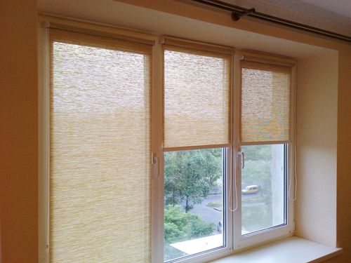 rulonnye-shtory-na-balkon_11