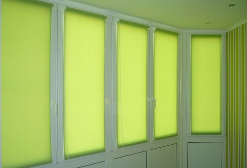 rulonnye-shtory-na-balkon_9