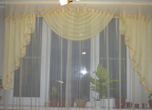 Шторы из Белоруссии: готовые рулонные для кухни и спальни