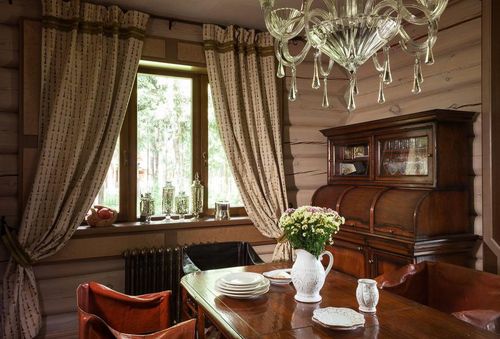 Классический интерьер в деревне