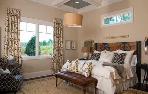 Спальня в доме