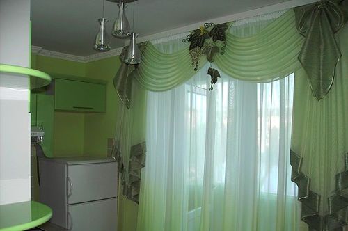 shtory-dlya-kuhni-balkonom_12