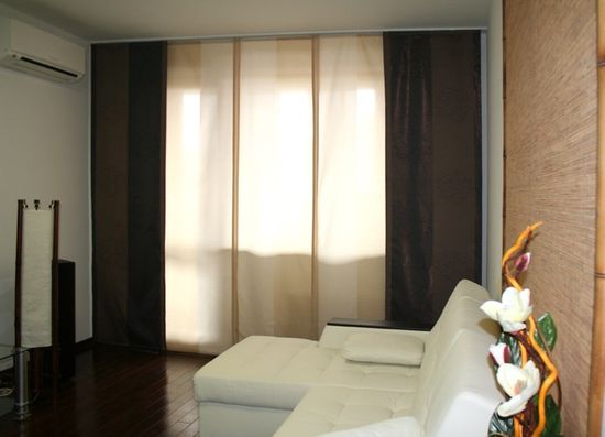 shtory-gostinoj-balkonom_8