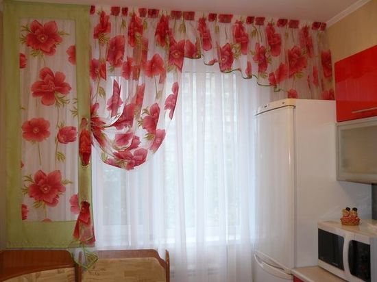 shtory-na-kuhnyu-mode_1